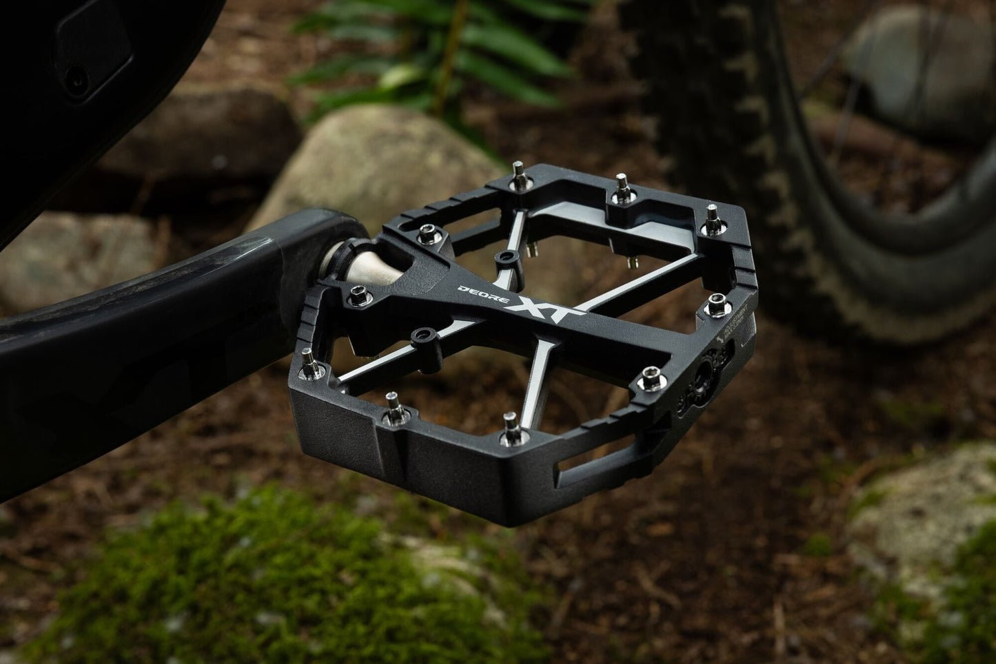 Shimano Deore XT MTB flat pedals, black