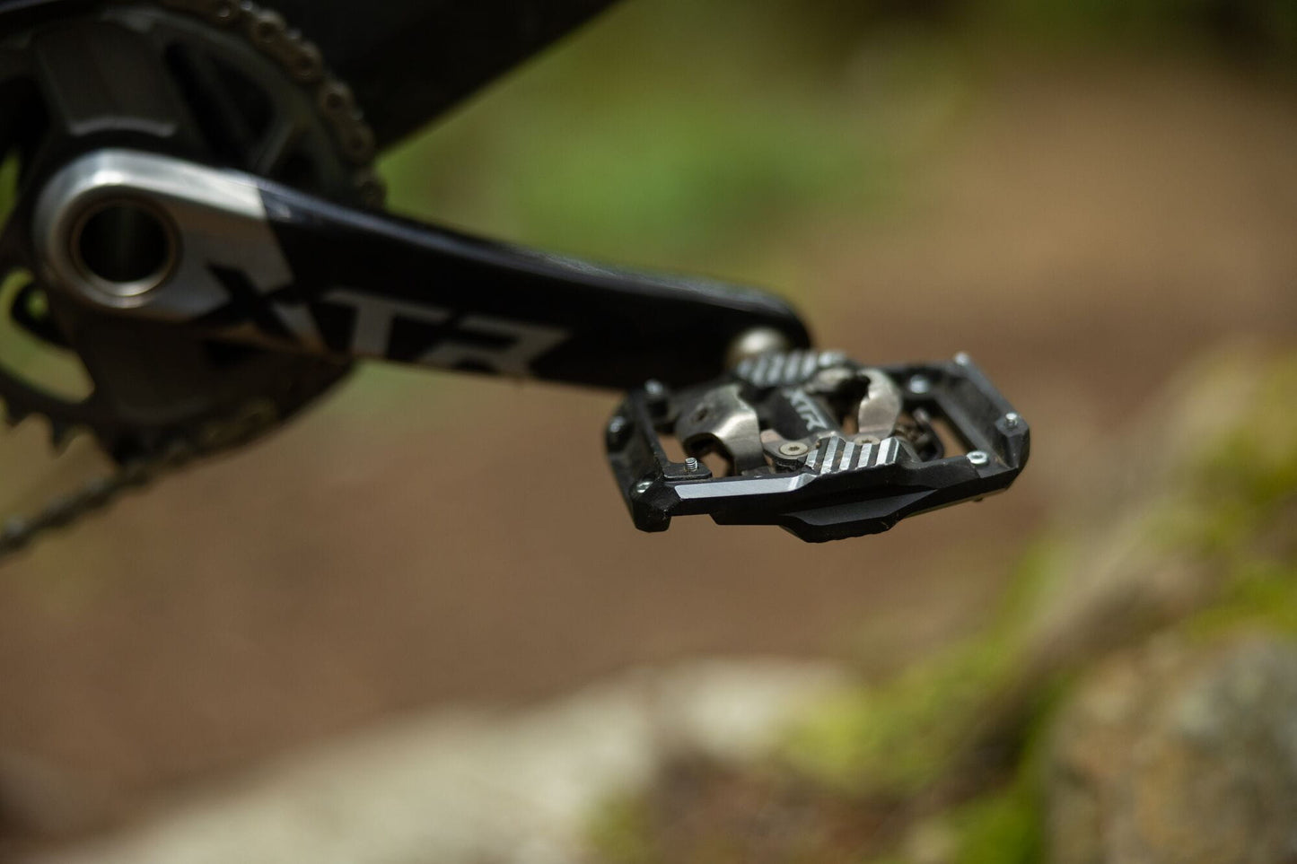 Shimano XTR trail wide platform pedals